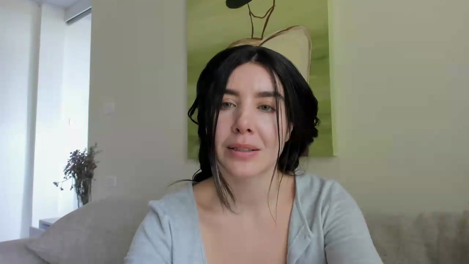 Gallery image thumbnail from LauraVega's myfreecams stream on, 05/01/2026, 18:04 image 16 of 20