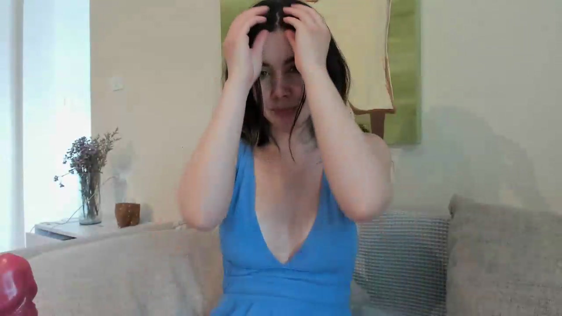 Gallery image thumbnail from LauraVega's myfreecams stream on, 05/17/2026, 16:17 image 6 of 20