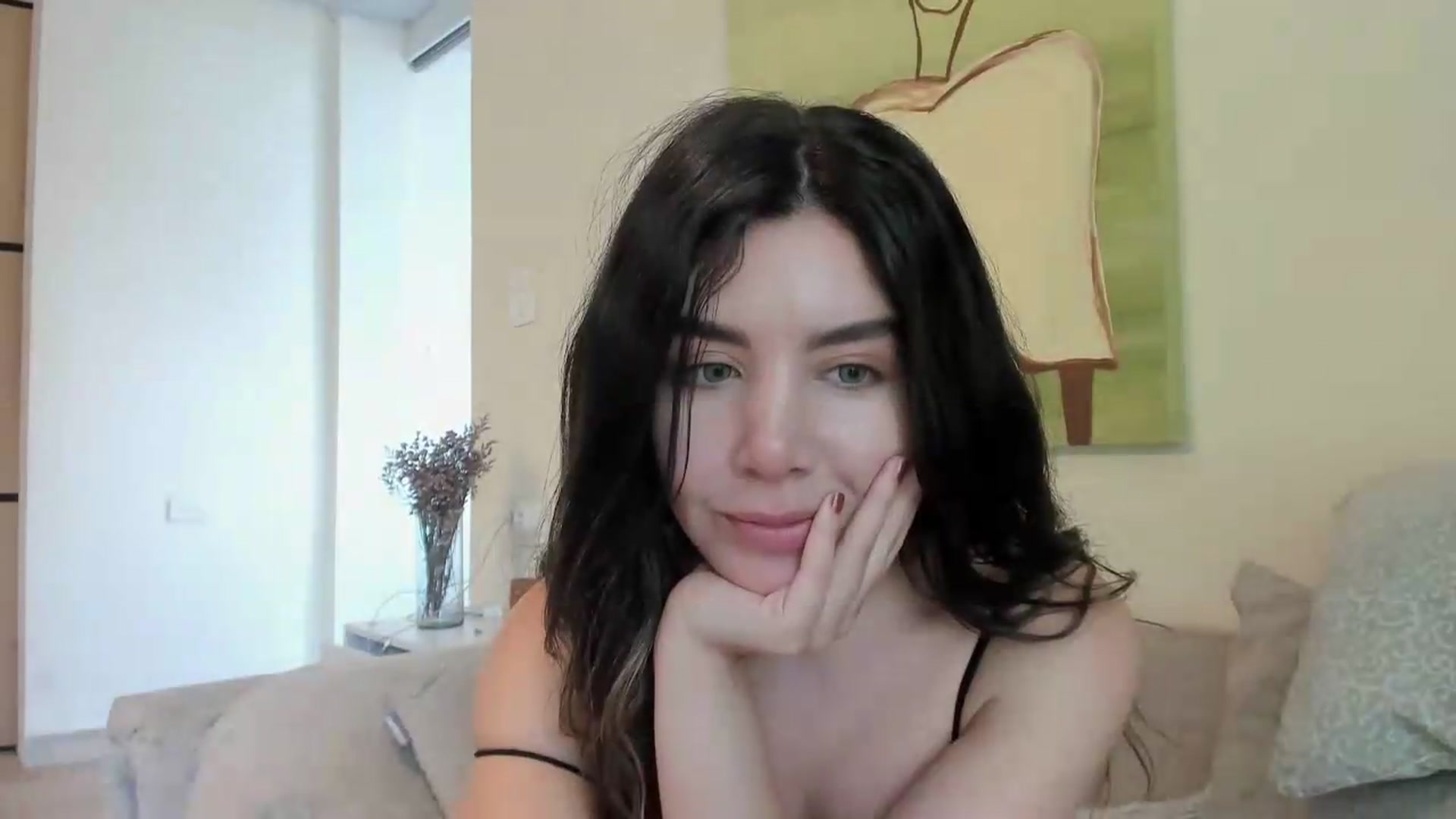 Gallery image thumbnail from LauraVega's myfreecams stream on, 05/18/2026, 18:32 image 2 of 20