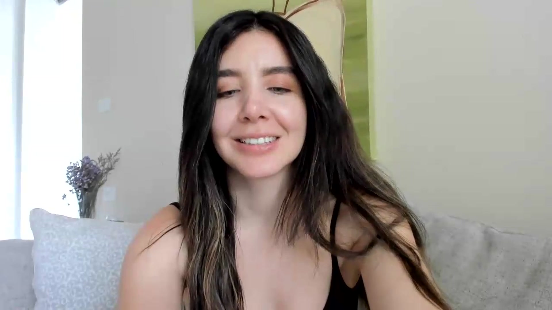Gallery image thumbnail from LauraVega's myfreecams stream on, 05/23/2026, 18:34 image 2 of 20