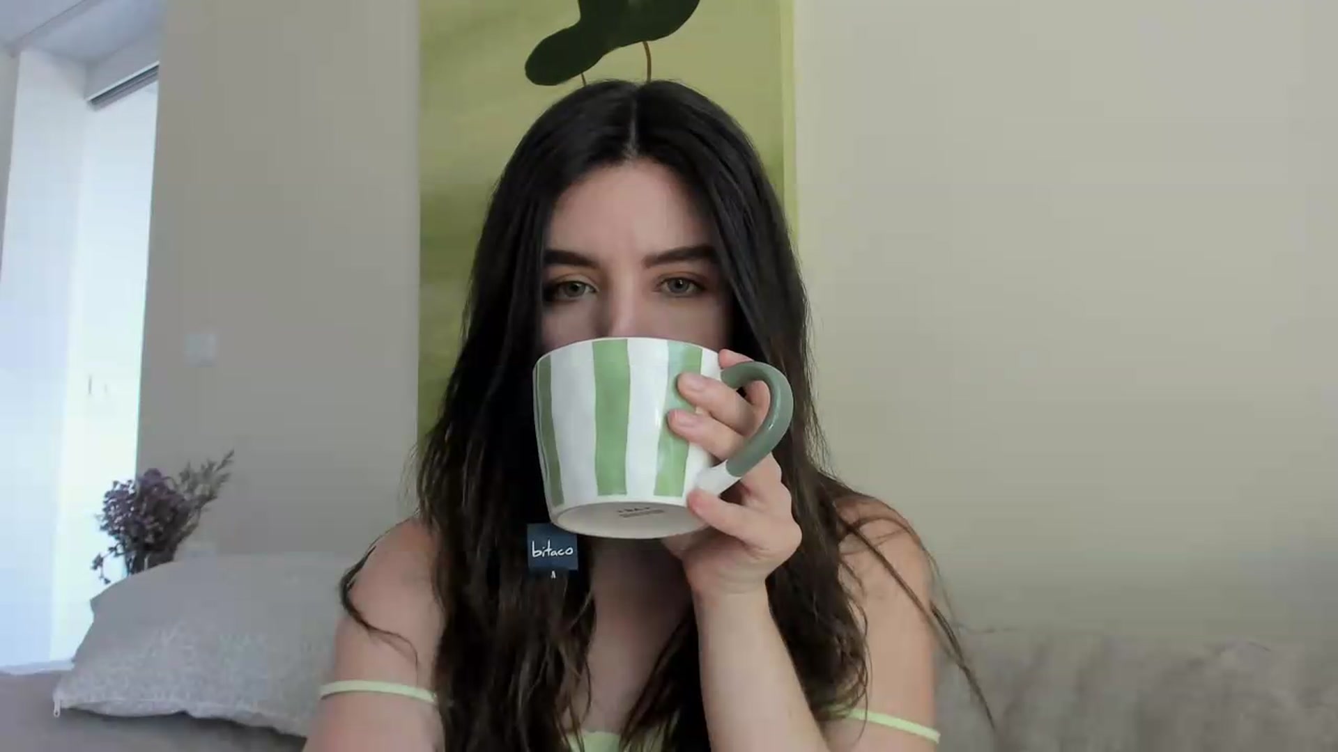 Gallery image thumbnail from LauraVega's myfreecams stream on, 05/24/2026, 16:35 image 8 of 20
