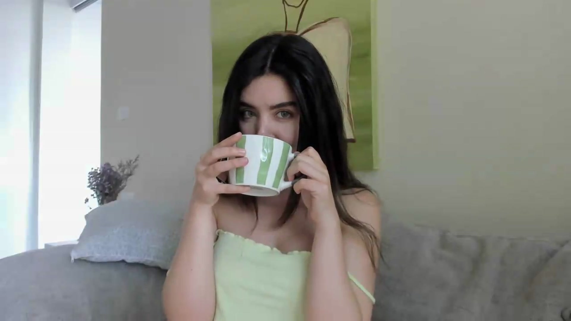 Gallery image thumbnail from LauraVega's myfreecams stream on, 05/24/2026, 16:35 image 5 of 20