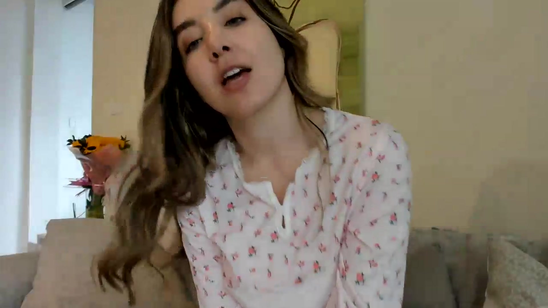 Gallery image thumbnail from LauraVega's myfreecams stream on, 06/08/2026, 18:22 image 7 of 20