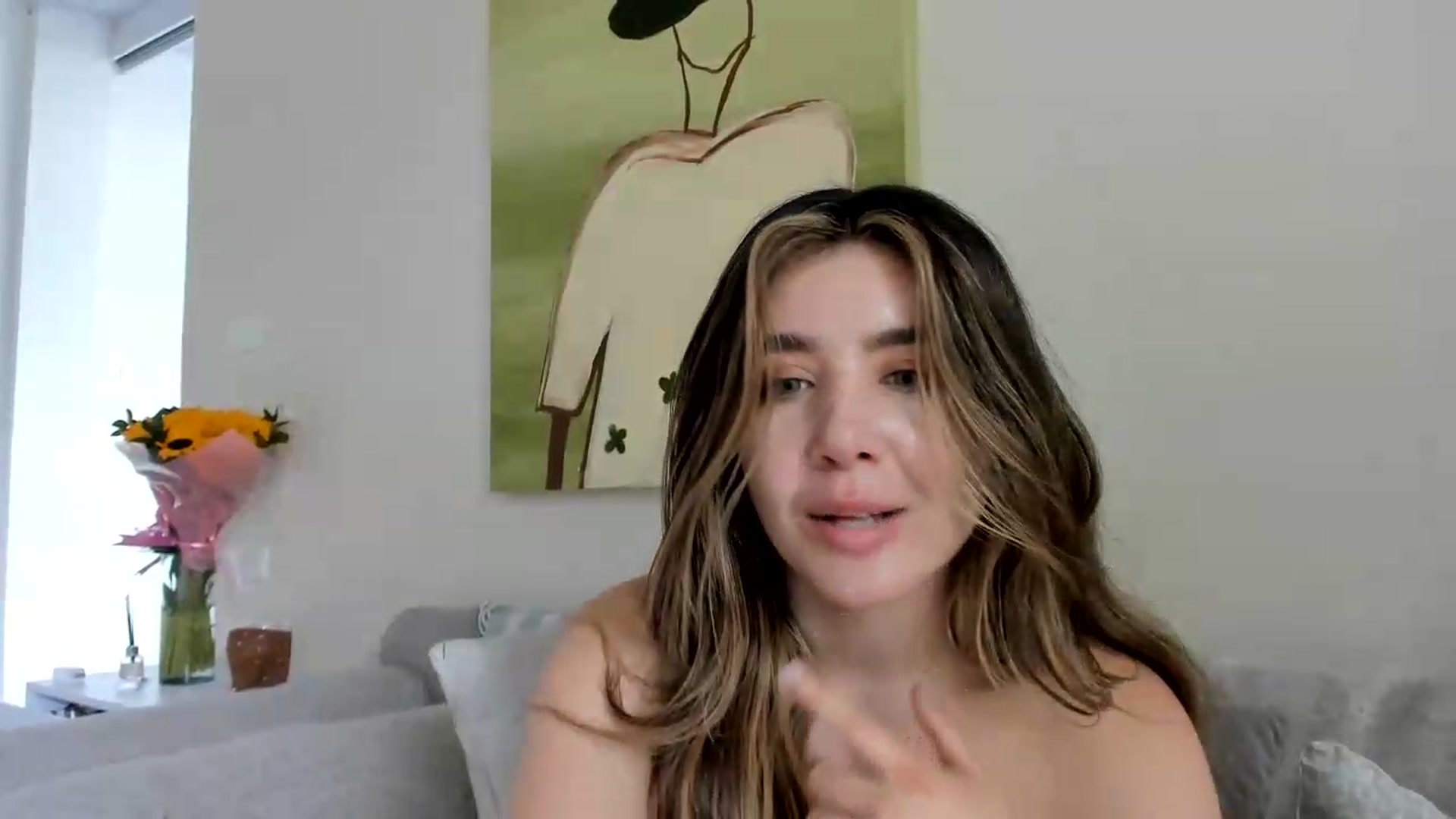 Gallery image thumbnail from LauraVega's myfreecams stream on, 06/09/2026, 18:06 image 17 of 20