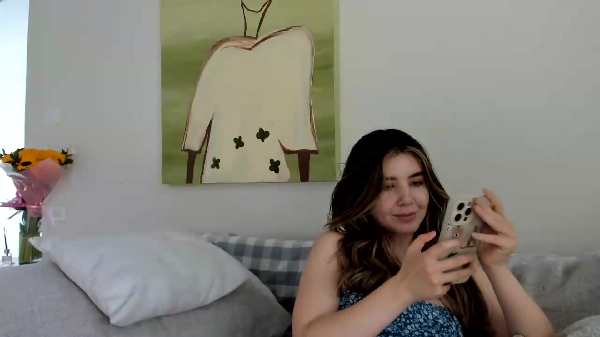 Gallery image thumbnail from LauraVega's myfreecams stream on, 06/09/2026, 18:06 image 3 of 20
