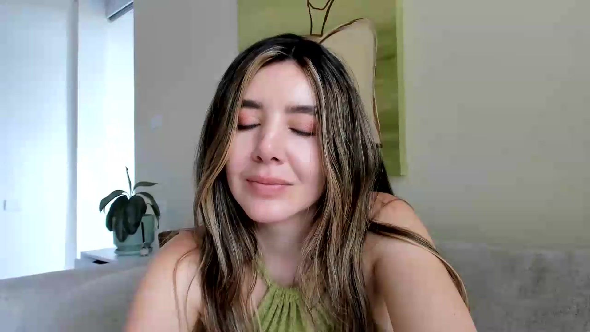Gallery image thumbnail from LauraVega's myfreecams stream on, 07/01/2026, 16:57 image 20 of 20