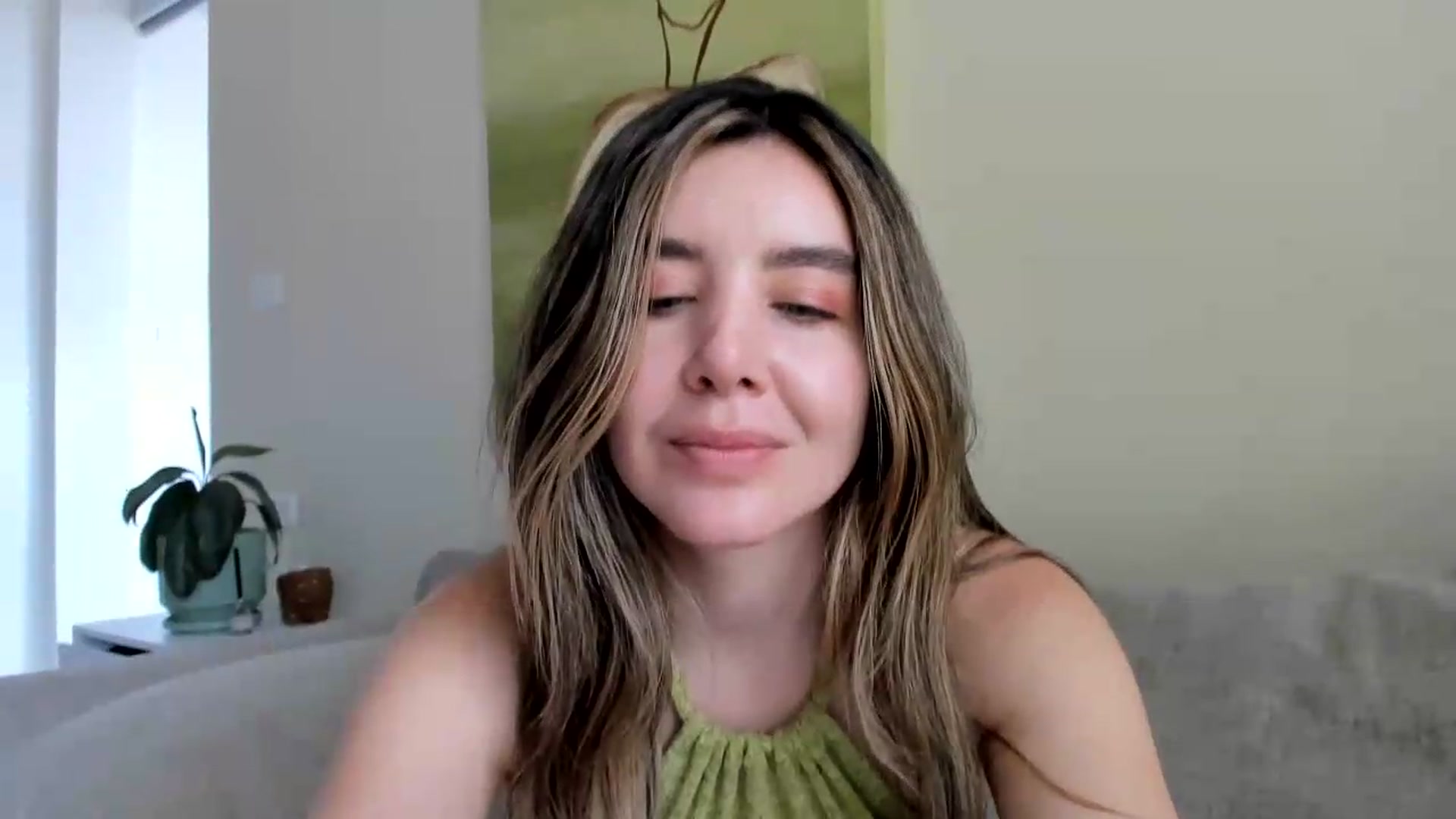 Gallery image thumbnail from LauraVega's myfreecams stream on, 07/01/2026, 16:57 image 5 of 20