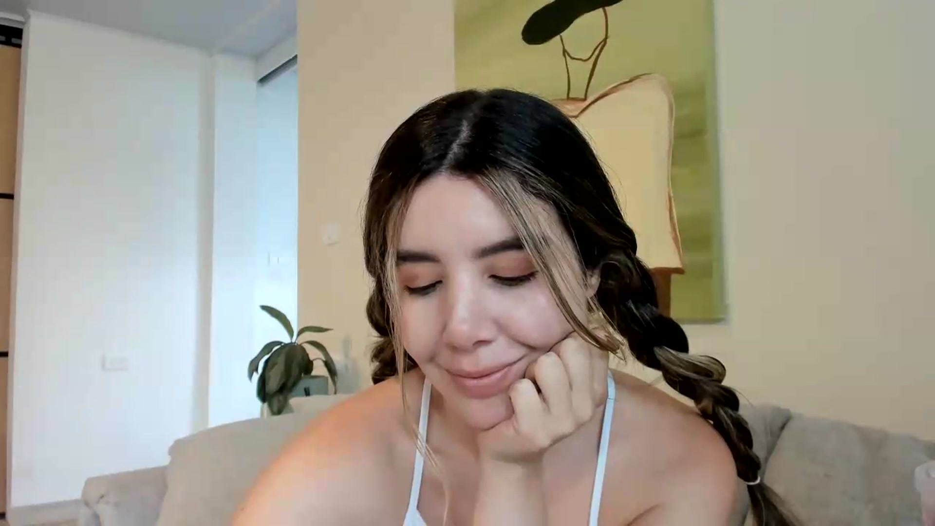 Gallery image thumbnail from LauraVega's myfreecams stream on, 07/09/2026, 18:01 image 7 of 20
