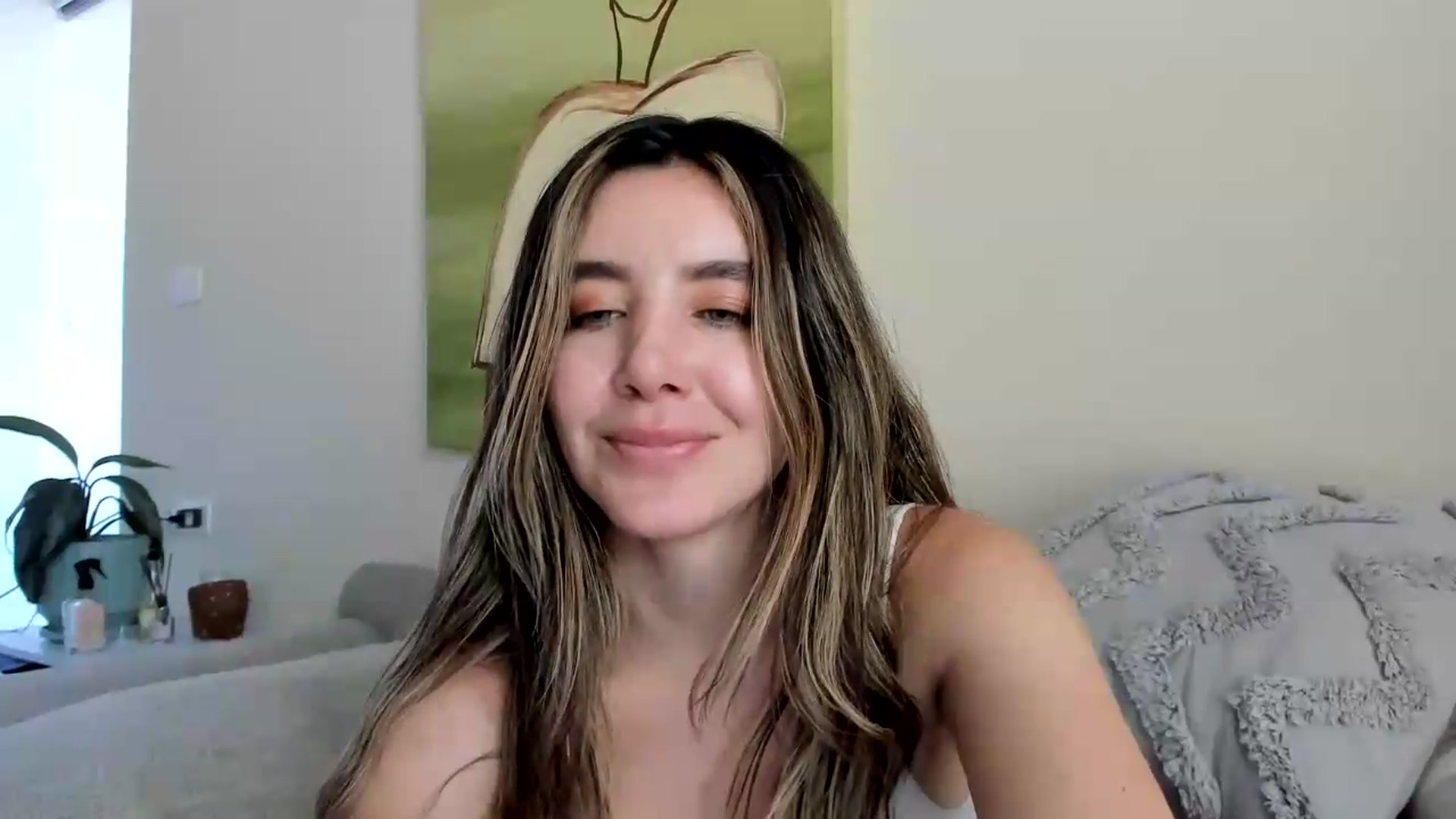 Gallery image thumbnail from LauraVega's myfreecams stream on, 07/21/2026, 18:00 image 18 of 20