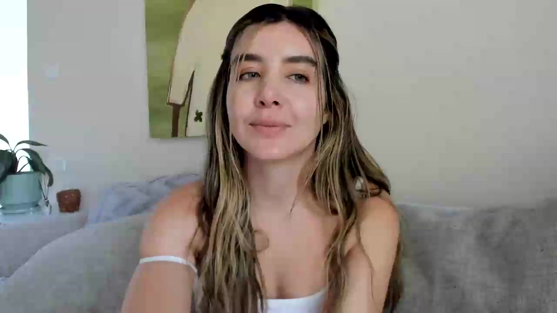 Gallery image thumbnail from LauraVega's myfreecams stream on, 07/26/2026, 19:02 image 1 of 20