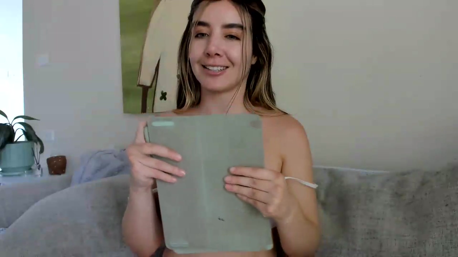 Gallery image thumbnail from LauraVega's myfreecams stream on, 07/26/2026, 19:02 image 2 of 20