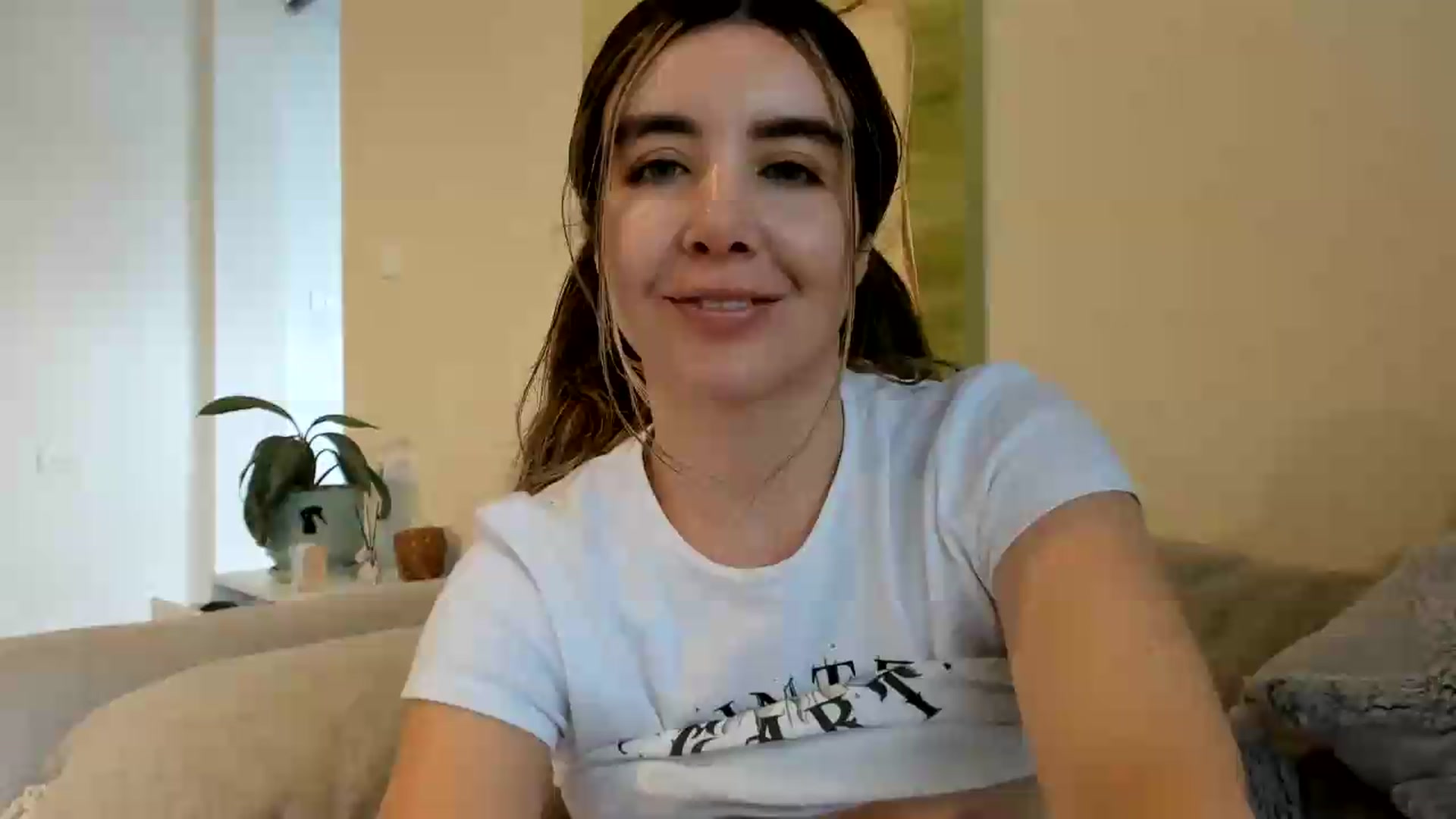 Gallery image thumbnail from LauraVega's myfreecams stream on, 07/29/2026, 18:11 image 12 of 20