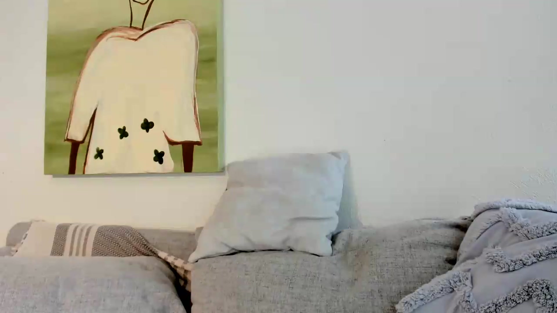 Gallery image thumbnail from LauraVega's myfreecams stream on, 08/05/2026, 15:21 image 14 of 20