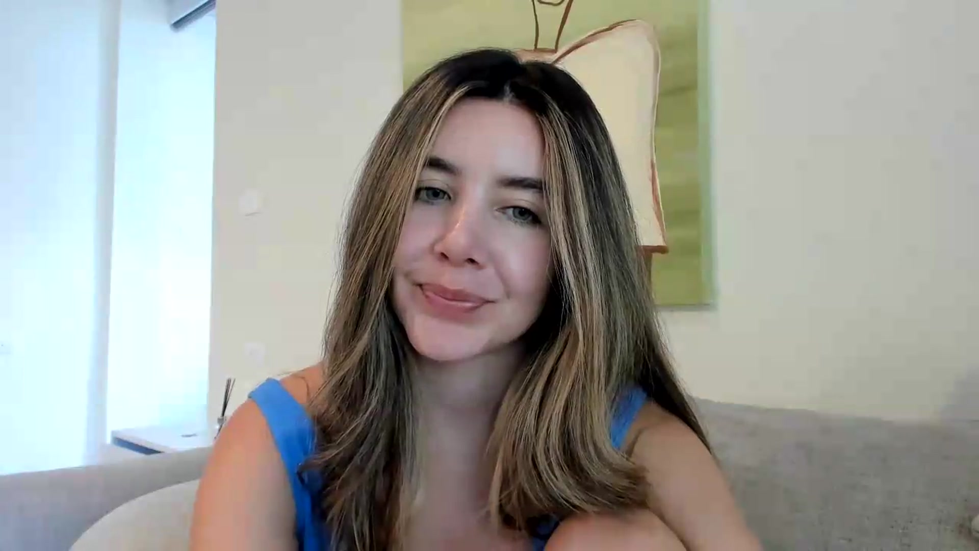 Gallery image thumbnail from LauraVega's myfreecams stream on, 08/07/2026, 19:21 image 14 of 20