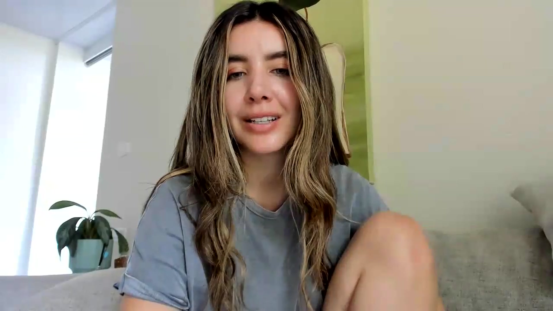 Gallery image thumbnail from LauraVega's myfreecams stream on, 08/08/2026, 18:27 image 13 of 20