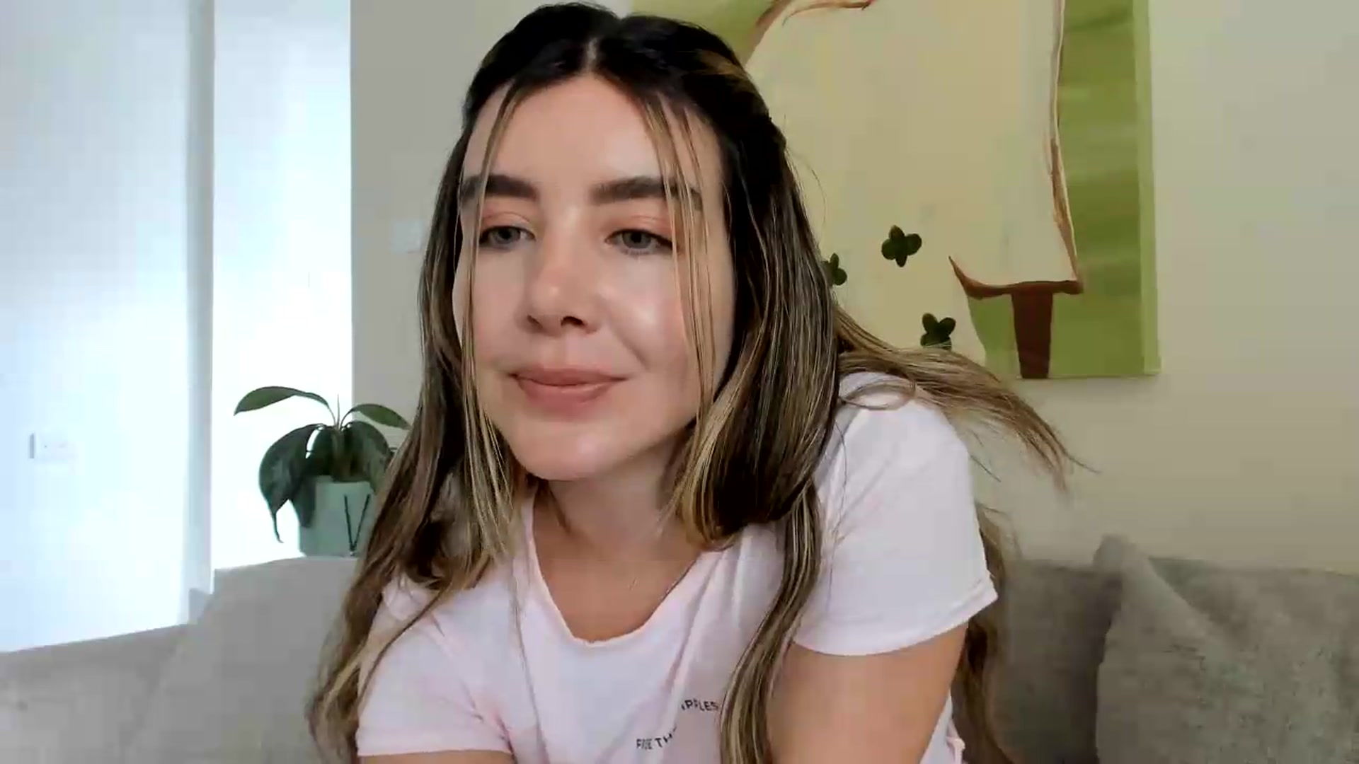 Gallery image thumbnail from LauraVega's myfreecams stream on, 08/12/2026, 16:00 image 15 of 20