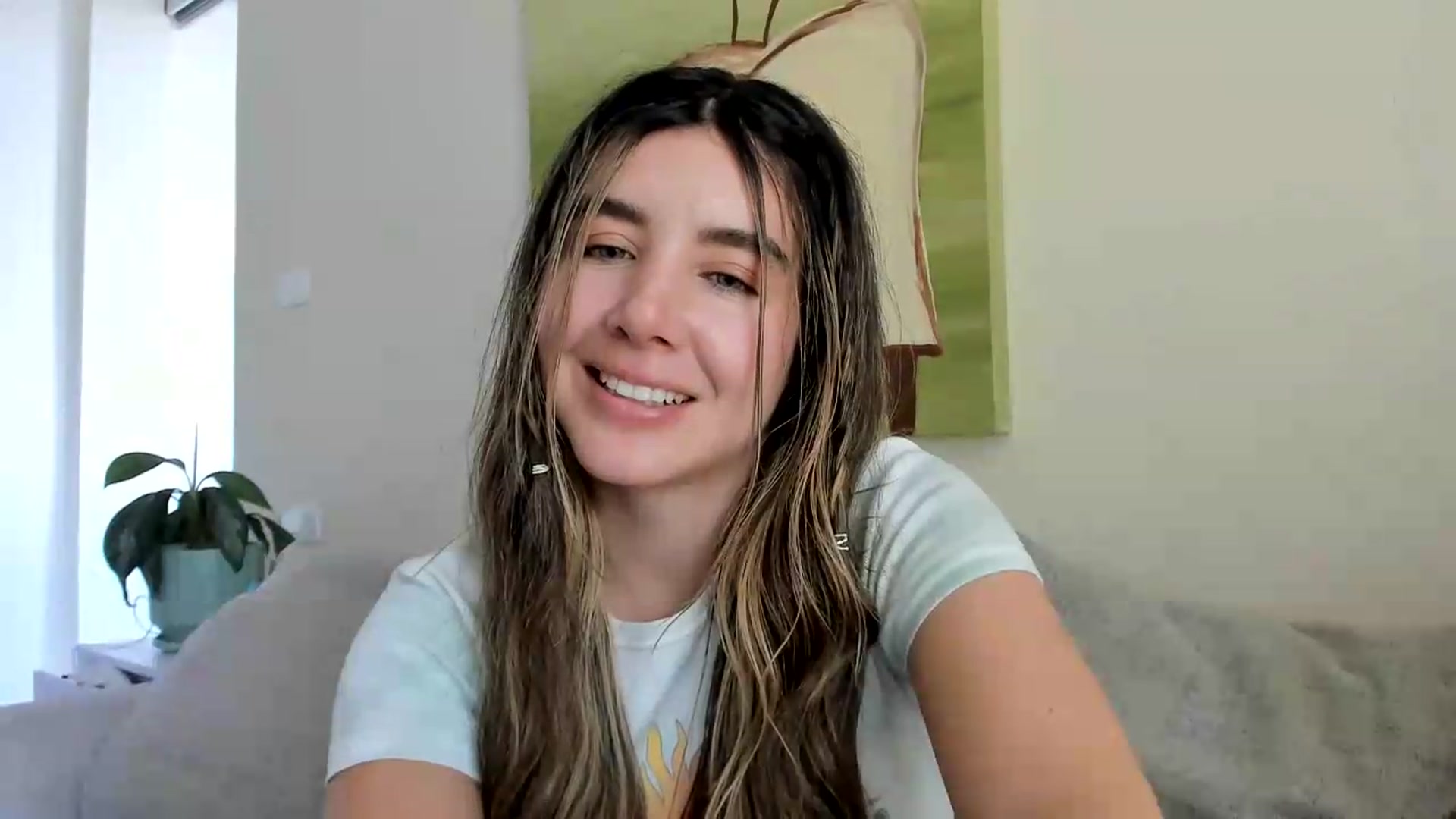 Gallery image thumbnail from LauraVega's myfreecams stream on, 08/26/2026, 18:23 image 12 of 20