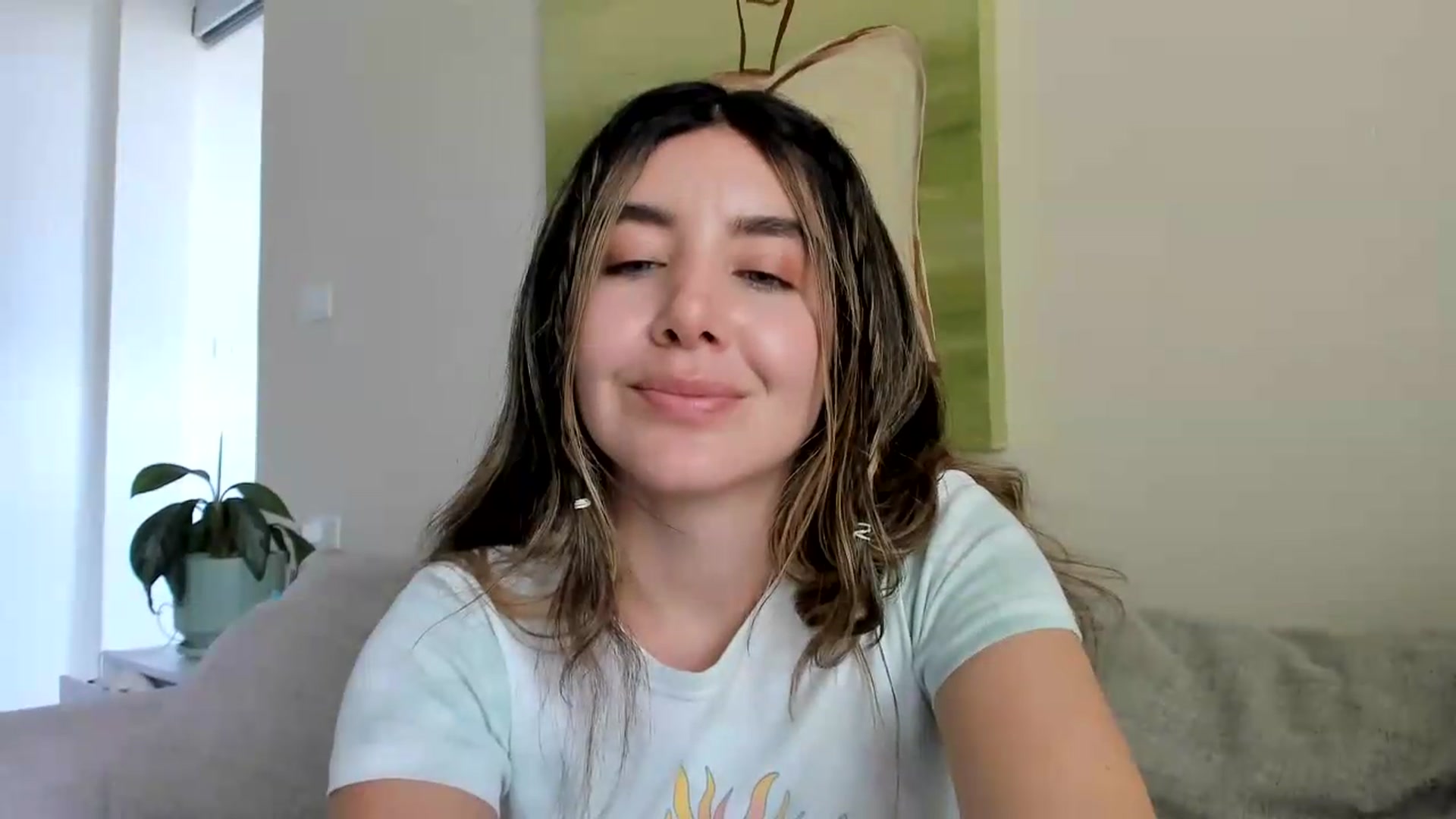 Gallery image thumbnail from LauraVega's myfreecams stream on, 08/26/2026, 18:23 image 15 of 20