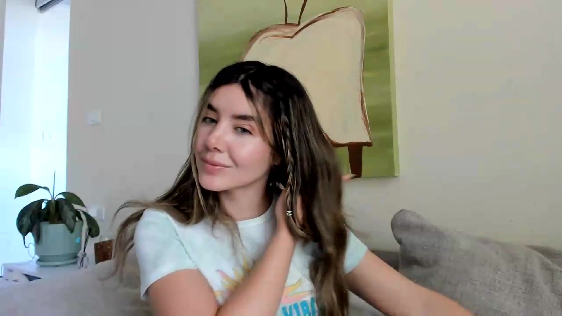 Gallery image thumbnail from LauraVega's myfreecams stream on, 08/26/2026, 18:23 image 20 of 20