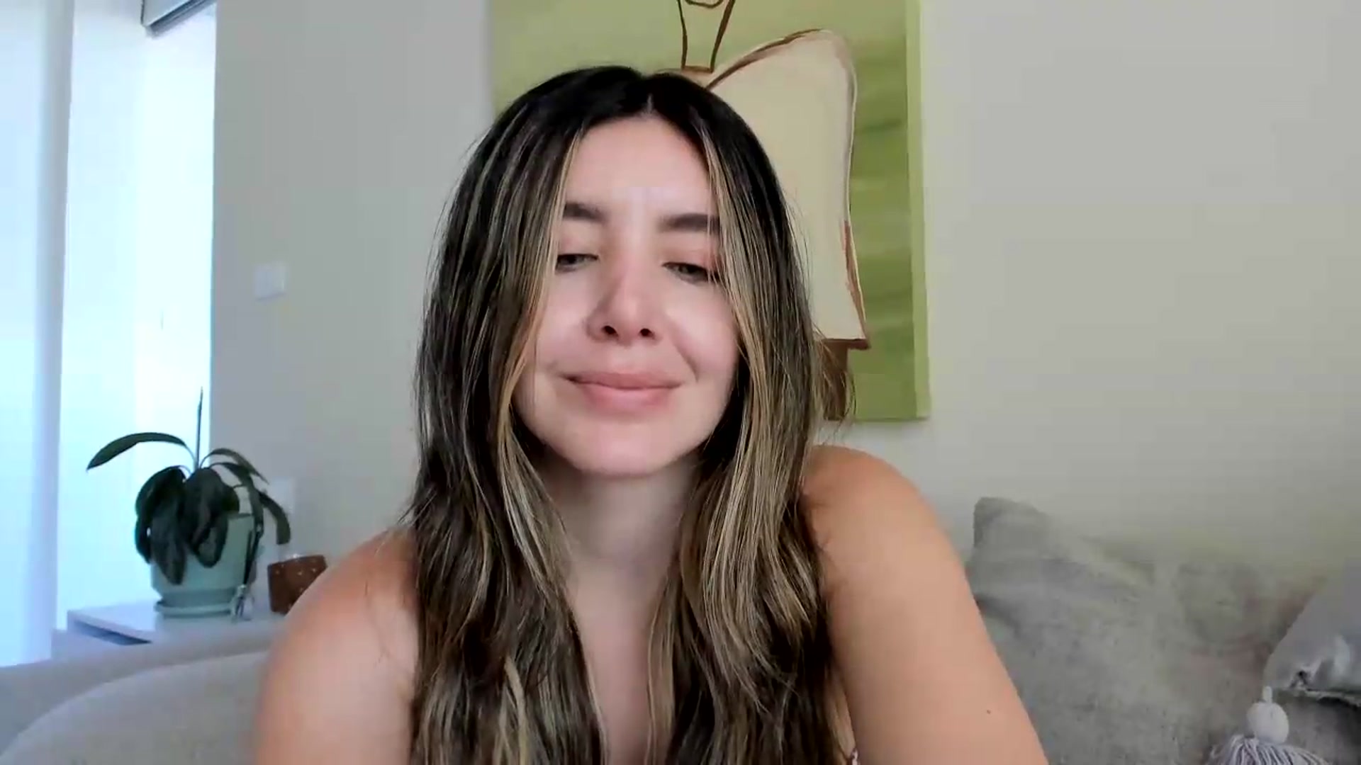 Gallery image thumbnail from LauraVega's myfreecams stream on, 08/31/2026, 18:03 image 7 of 20