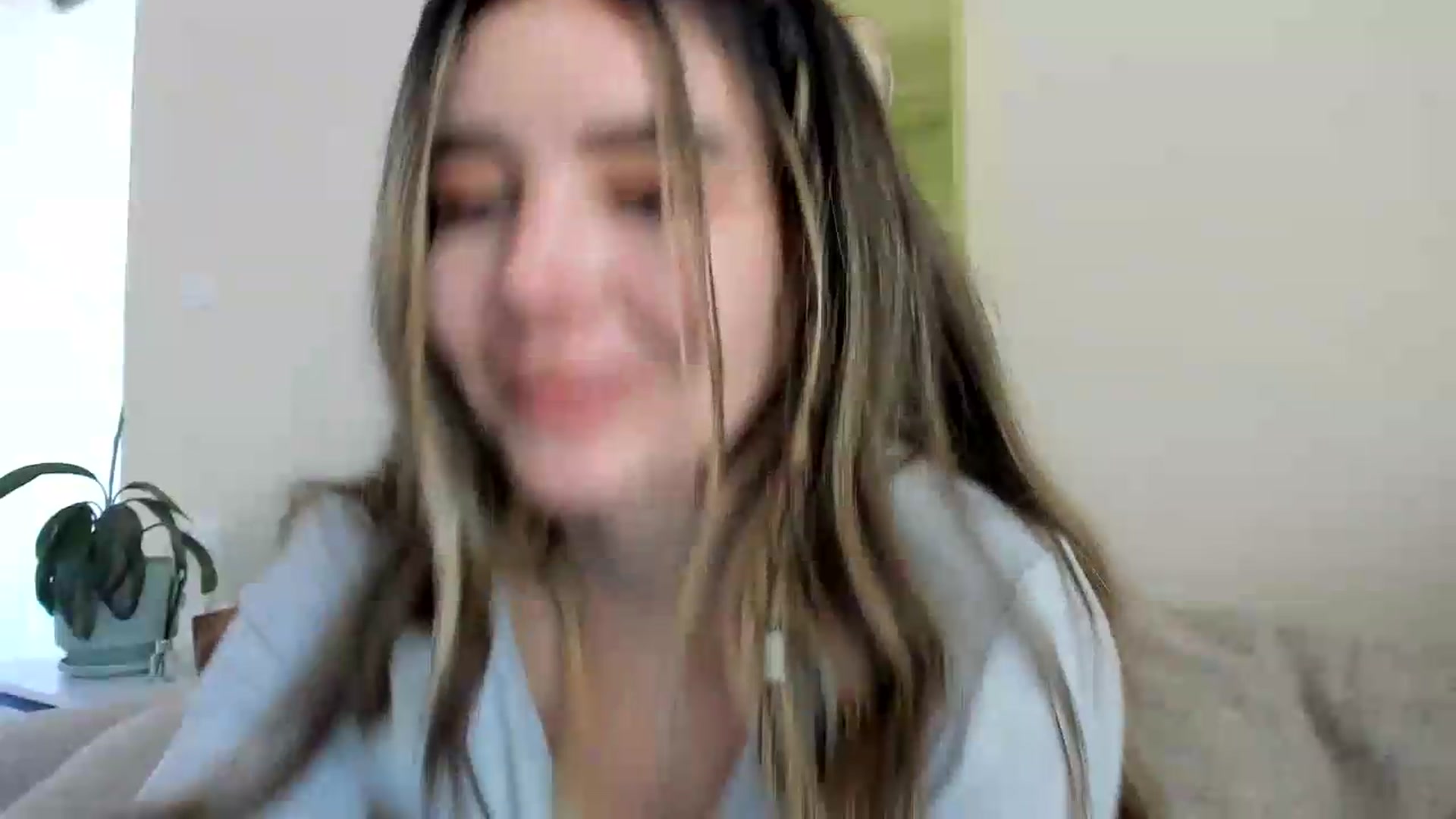 Gallery image thumbnail from LauraVega's myfreecams stream on, 09/02/2026, 18:05 image 20 of 20