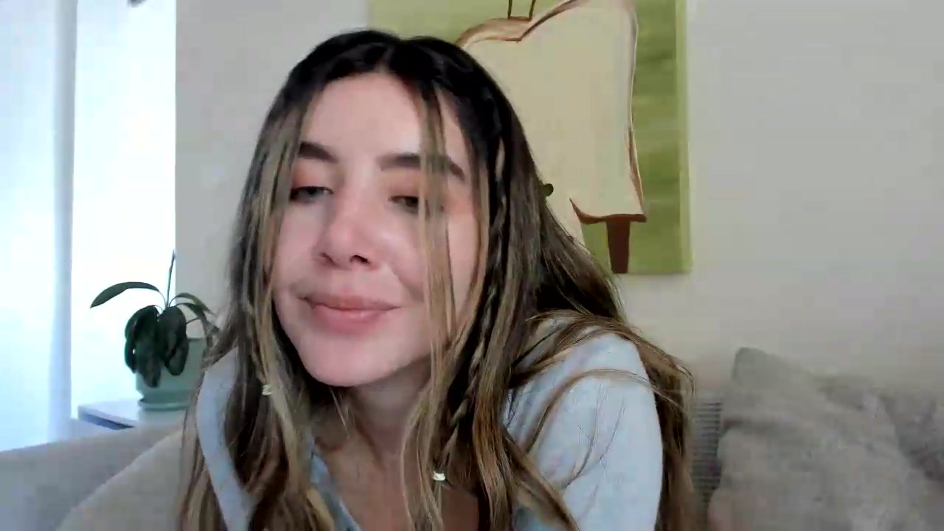 Gallery image thumbnail from LauraVega's myfreecams stream on, 09/02/2026, 18:05 image 16 of 20