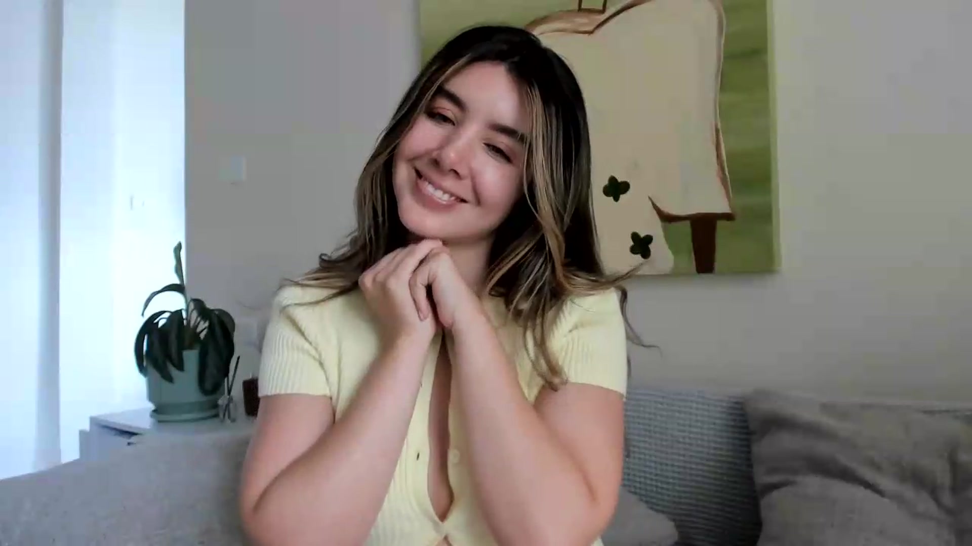 Gallery image thumbnail from LauraVega's myfreecams stream on, 09/09/2026, 18:08 image 10 of 20