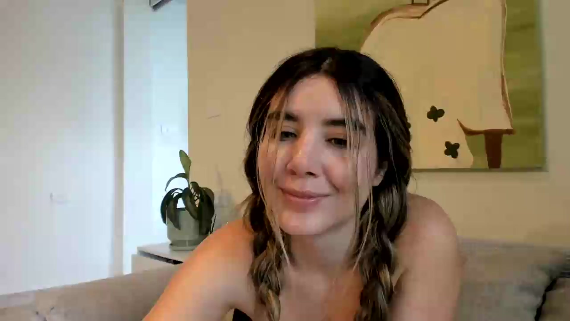 Gallery image thumbnail from LauraVega's myfreecams stream on, 09/13/2026, 18:33 image 1 of 20