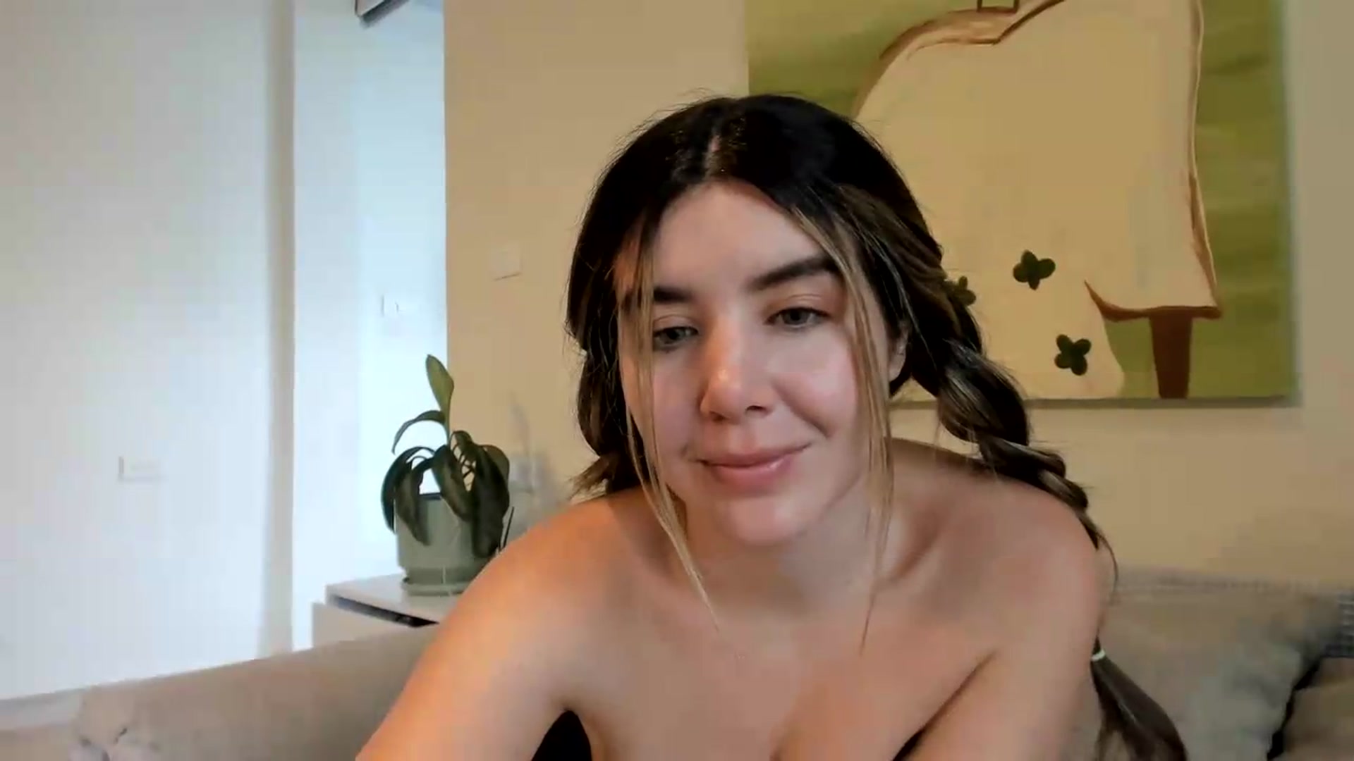 Gallery image thumbnail from LauraVega's myfreecams stream on, 09/13/2026, 18:33 image 2 of 20