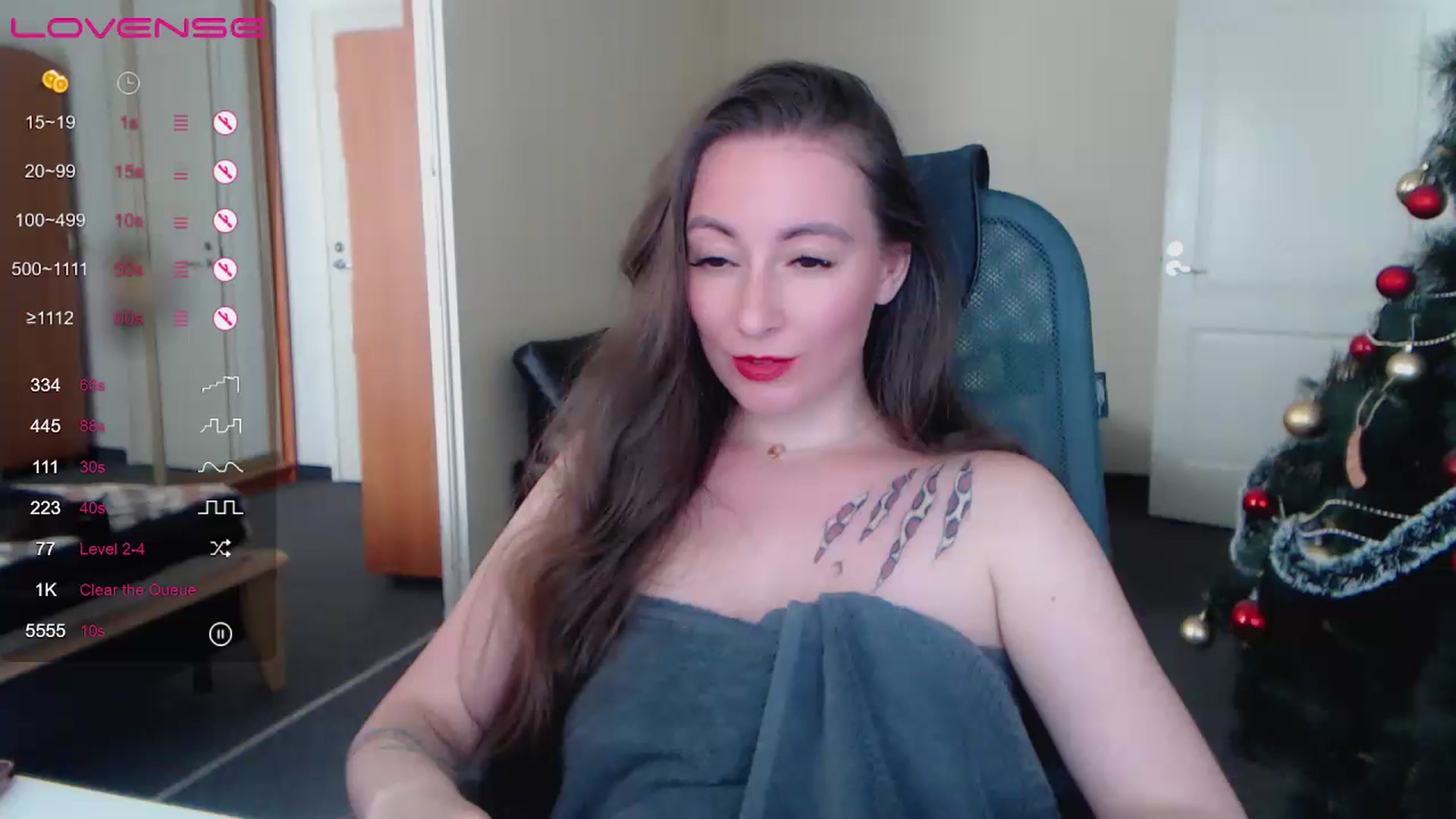 Gallery image thumbnail from Laura_Schwarz's myfreecams stream on, 07/13/2023, 16:48 image 9 of 20