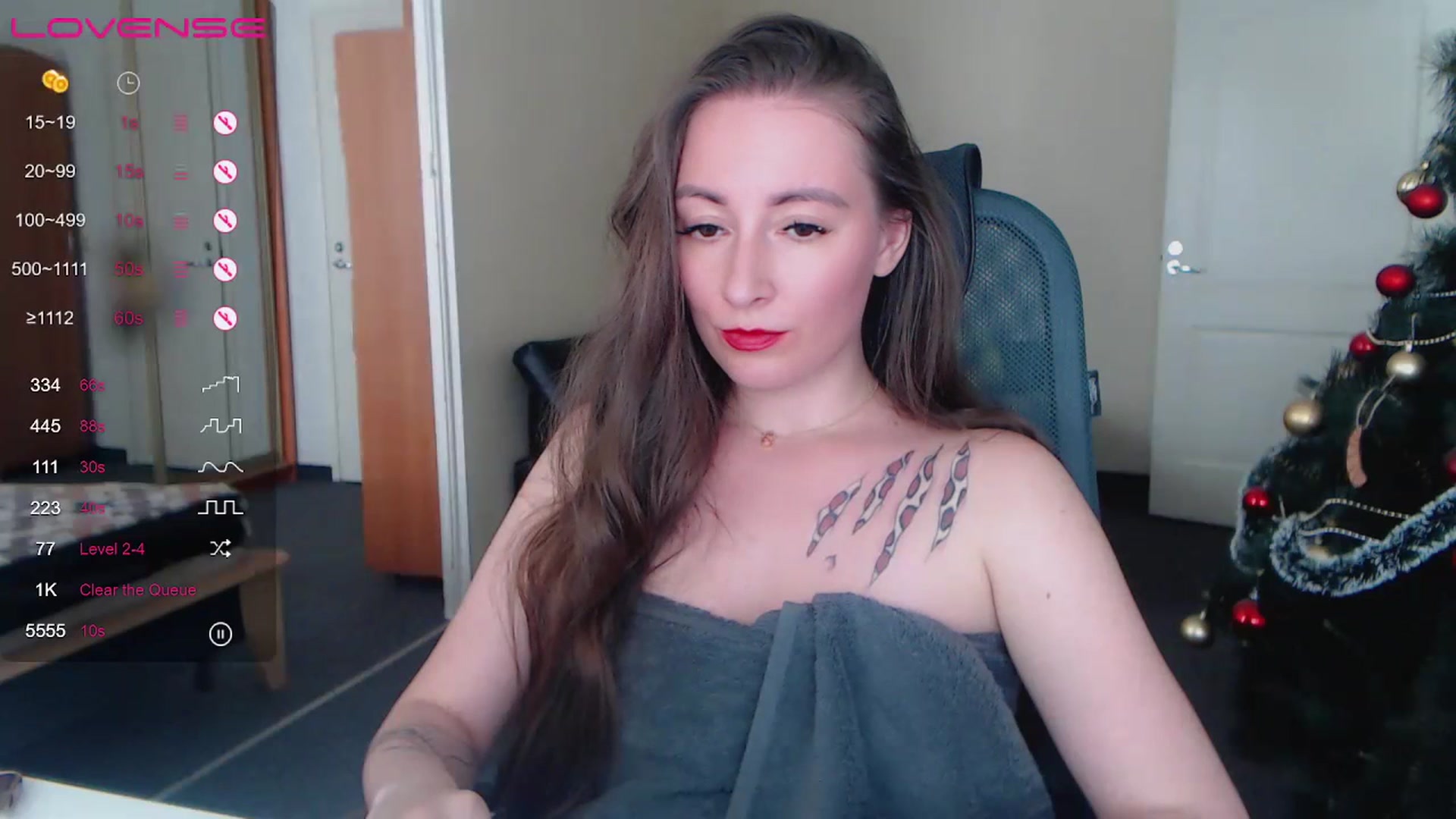 Gallery image thumbnail from Laura_Schwarz's myfreecams stream on, 07/13/2023, 16:48 image 2 of 20