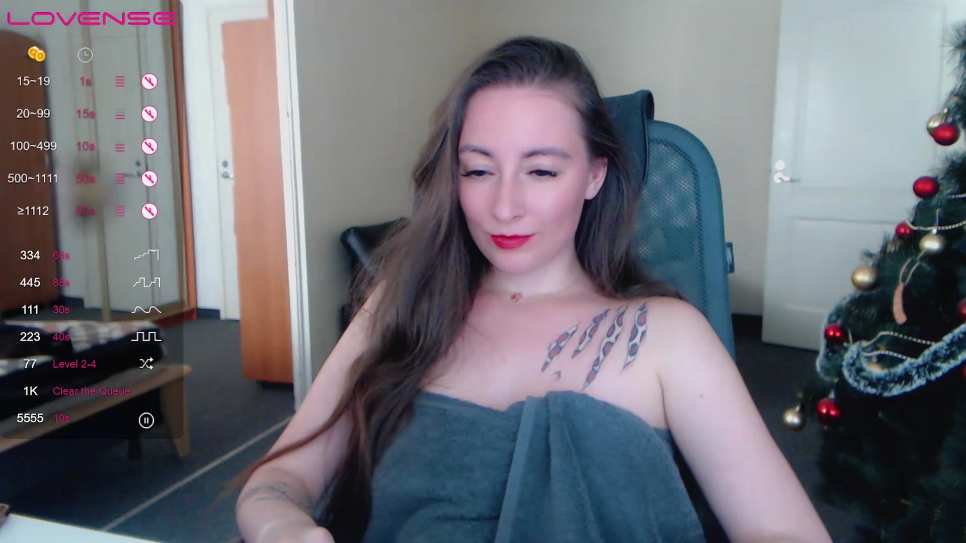 Gallery image thumbnail from Laura_Schwarz's myfreecams stream on, 07/13/2023, 16:48 image 11 of 20