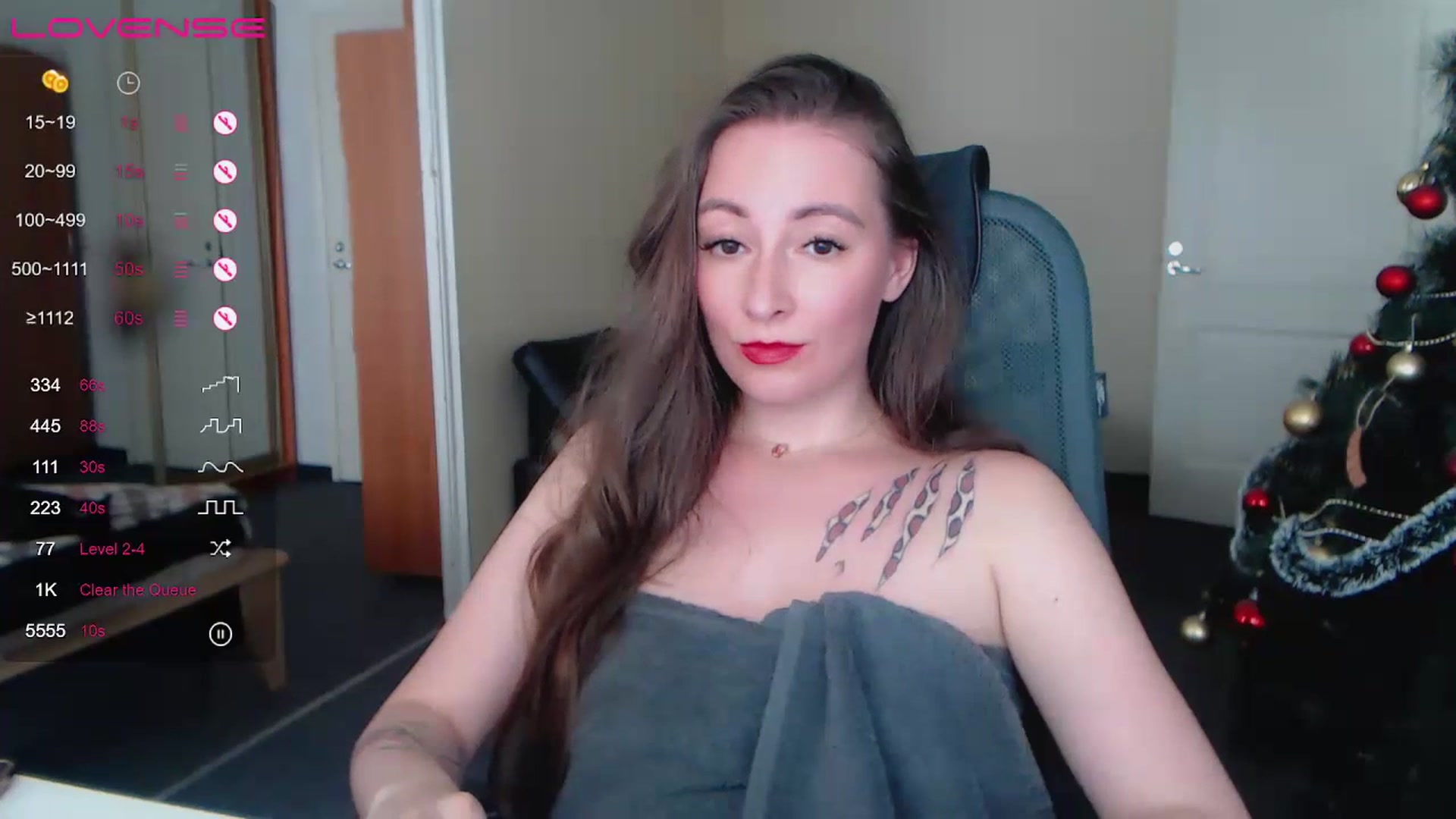 Gallery image thumbnail from Laura_Schwarz's myfreecams stream on, 07/13/2023, 16:48 image 8 of 20