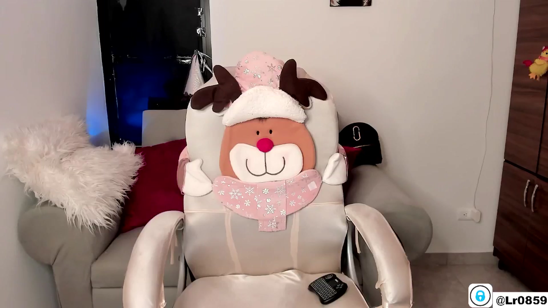 Gallery image thumbnail from Laura_rojas99's myfreecams stream on, 12/30/2024, 19:48 image 4 of 20