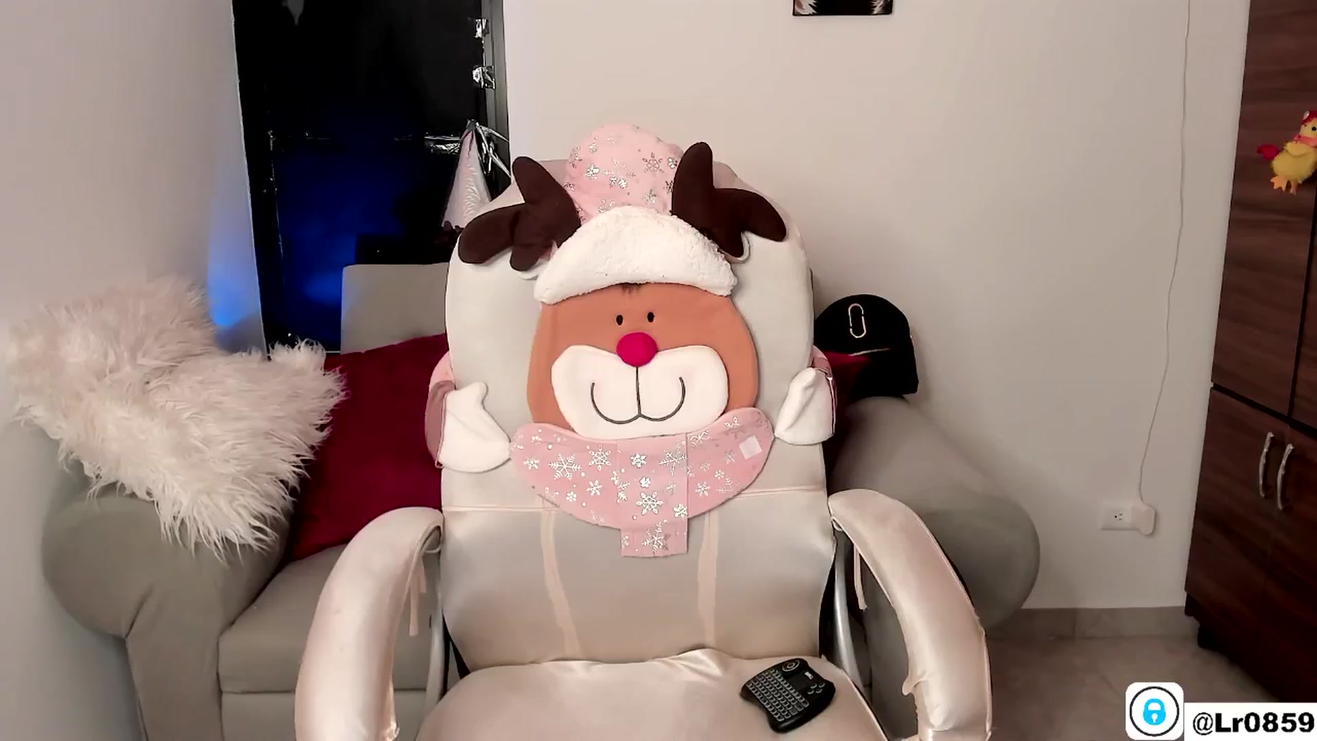Gallery image thumbnail from Laura_rojas99's myfreecams stream on, 12/30/2024, 19:48 image 2 of 20
