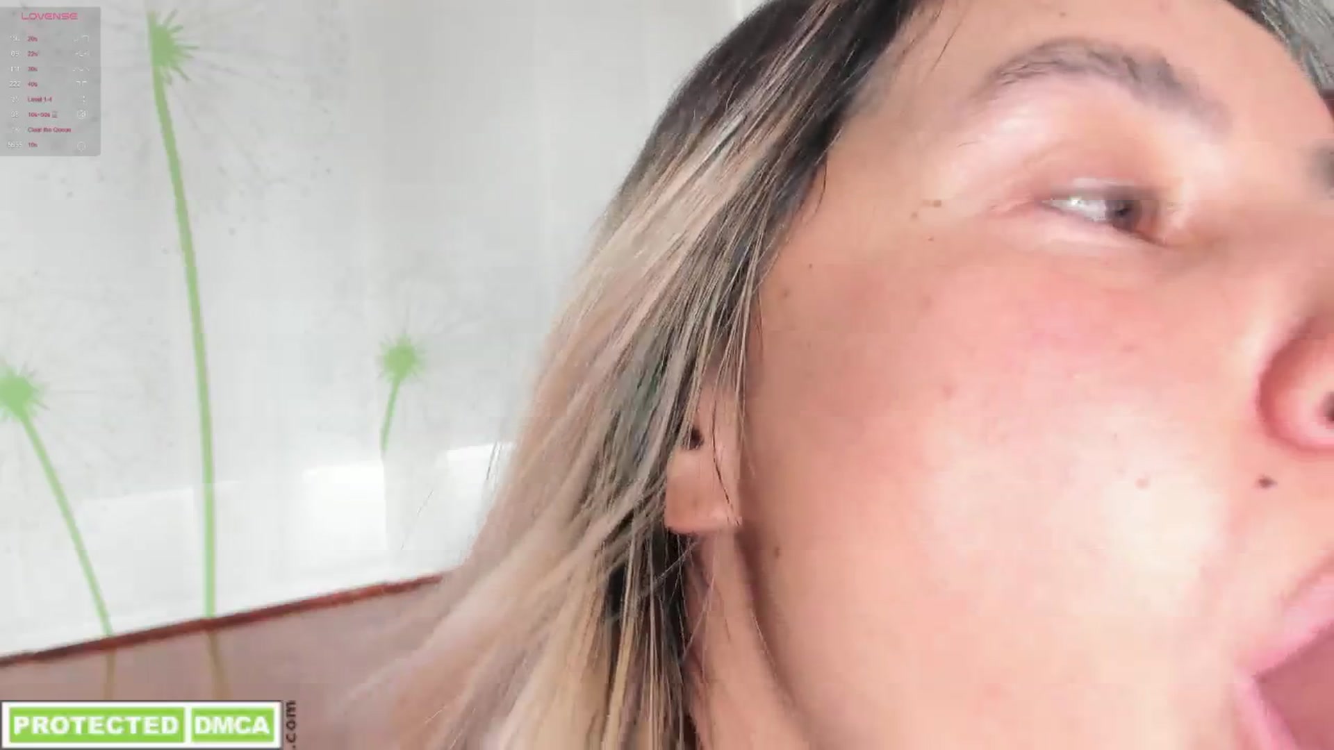 Gallery image thumbnail from Lauravall's myfreecams stream on, 02/27/2025, 18:11 image 5 of 20