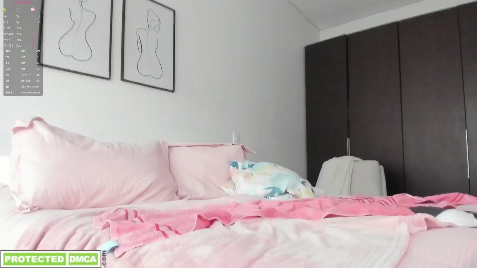 Gallery image thumbnail from Lauravall's myfreecams stream on, 09/21/2025, 23:17 image 16 of 20
