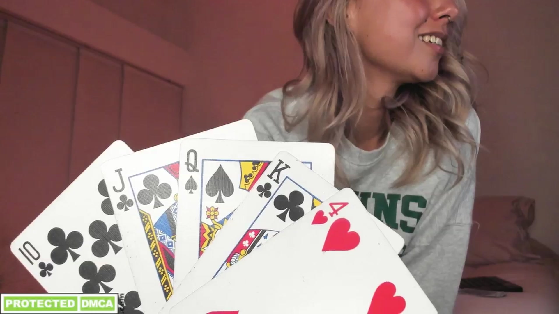 Gallery image thumbnail from Lauravall's myfreecams stream on, 10/18/2025, 24:24 image 6 of 20