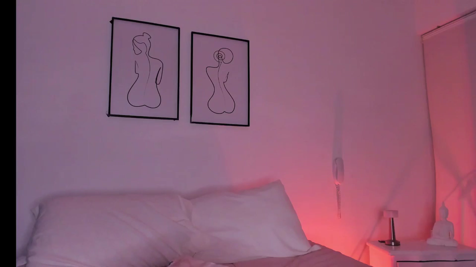 Gallery image thumbnail from Lauravall's myfreecams stream on, 11/28/2025, 07:25 image 13 of 20