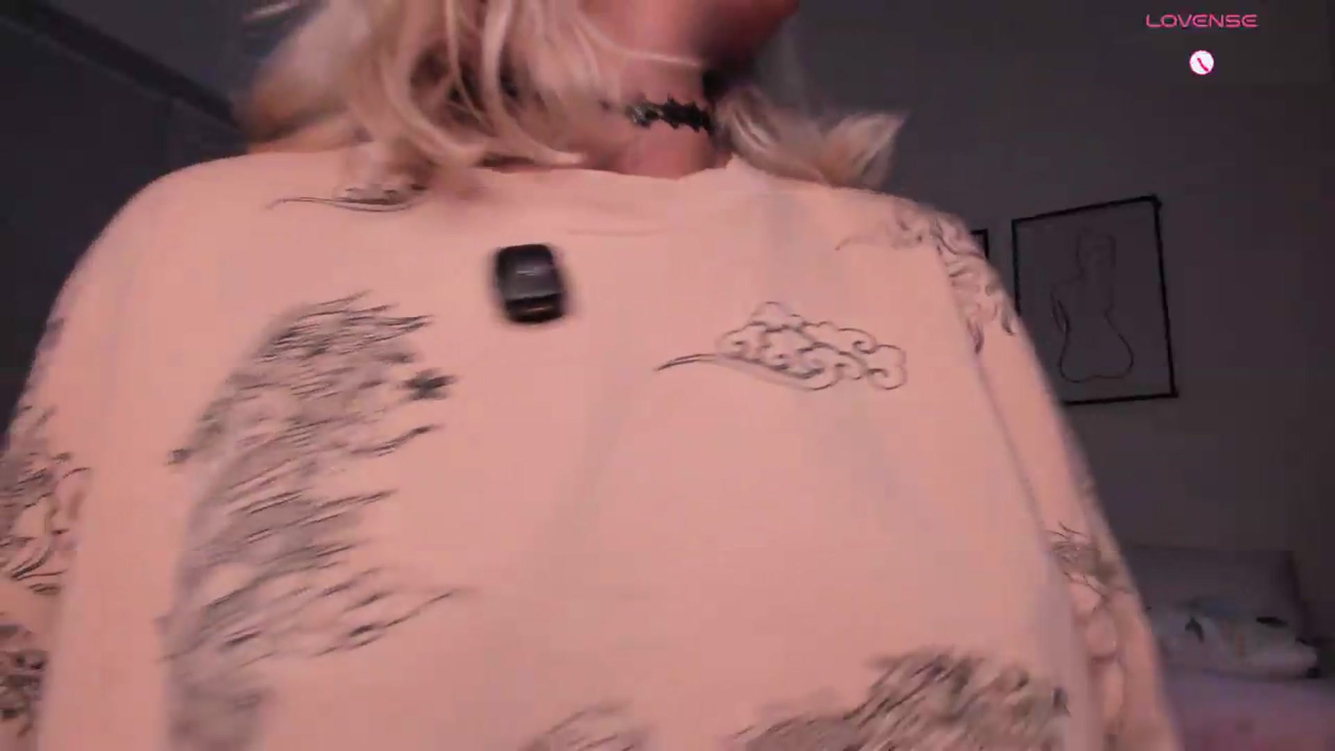 Gallery image thumbnail from Lauravall's myfreecams stream on, 05/11/2026, 05:48 image 15 of 20