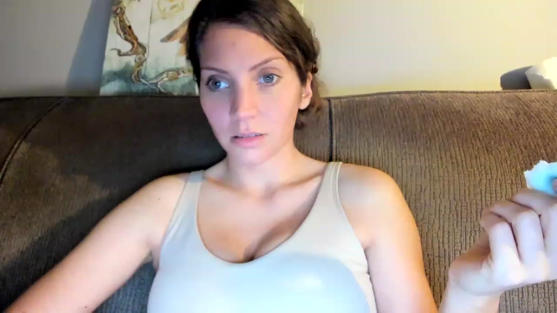 Gallery image thumbnail from Laurel's myfreecams stream on, 12/07/2022, 07:17 image 18 of 20