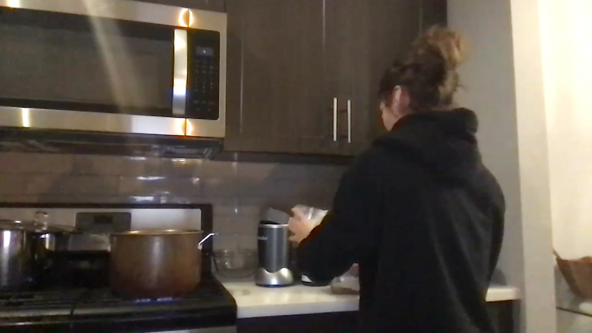 Gallery image thumbnail from Laurel's myfreecams stream on, 12/08/2022, 02:54 image 5 of 20
