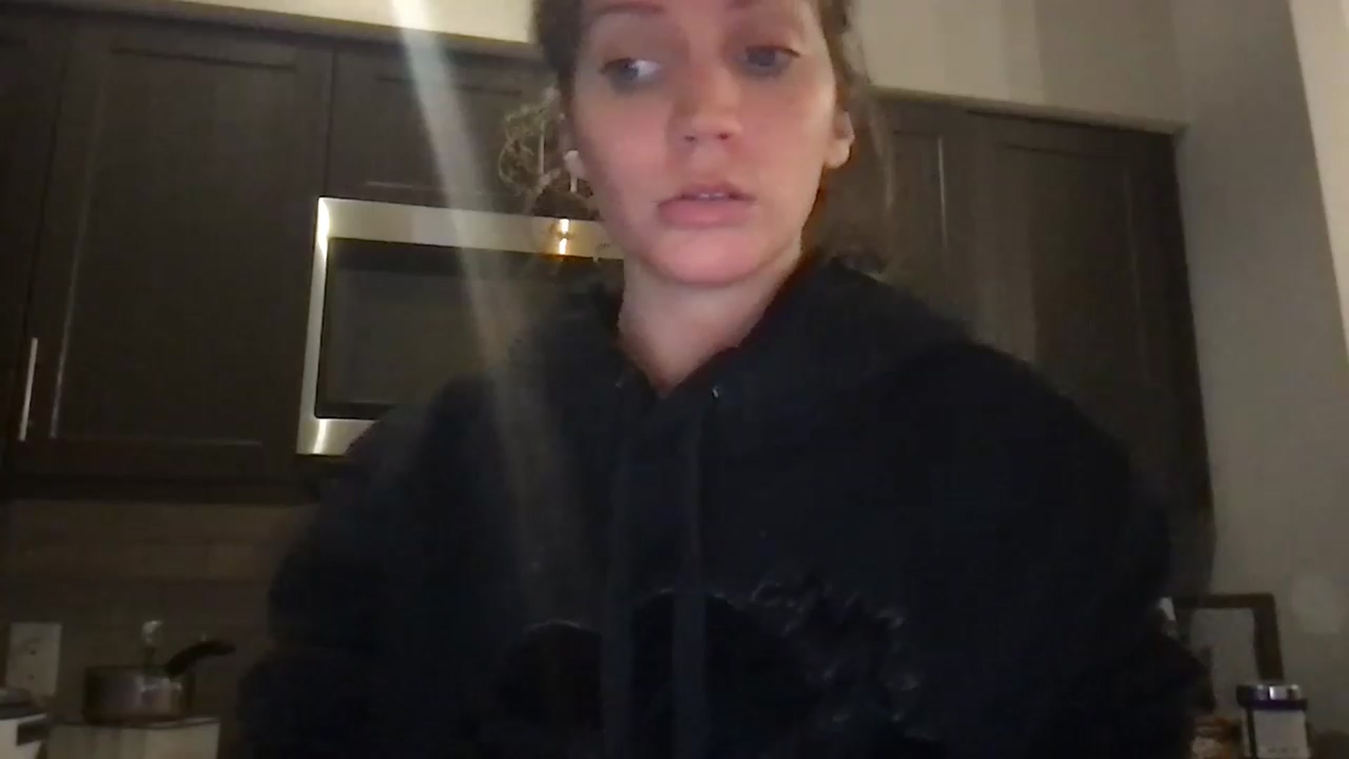 Gallery image thumbnail from Laurel's myfreecams stream on, 12/08/2022, 02:54 image 18 of 20