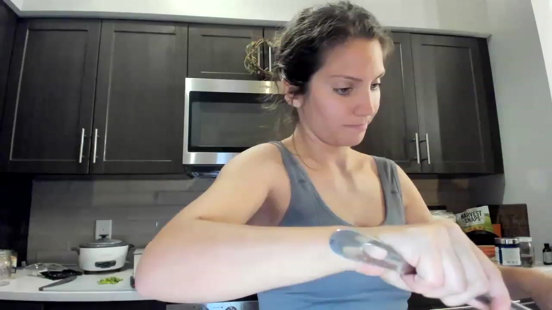Gallery image thumbnail from Laurel's myfreecams stream on, 12/08/2022, 04:49 image 9 of 20