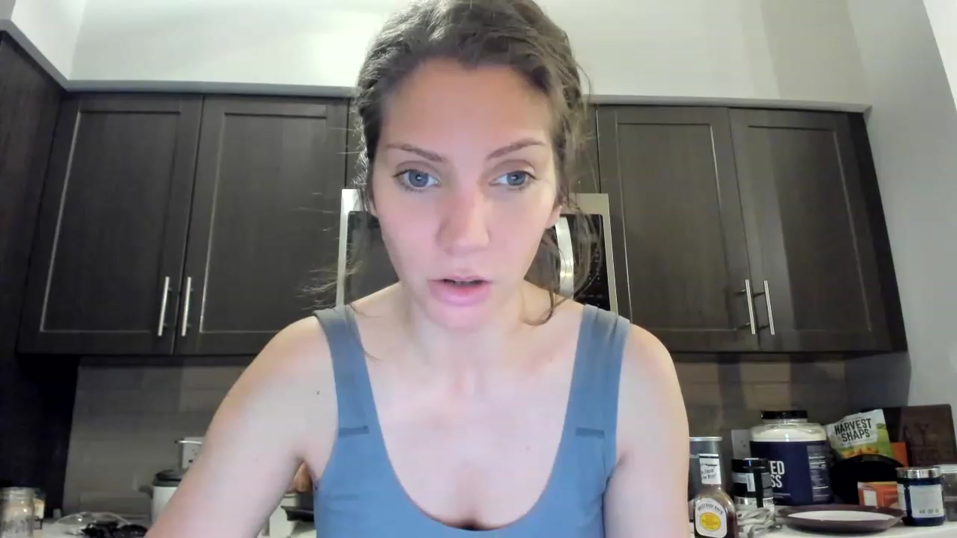 Gallery image thumbnail from Laurel's myfreecams stream on, 12/08/2022, 04:49 image 4 of 20