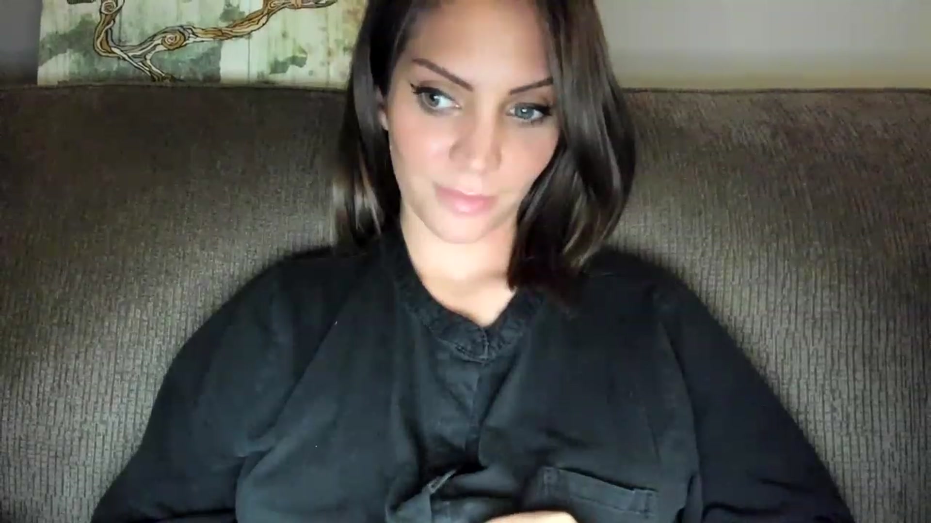 Gallery image thumbnail from Laurel's myfreecams stream on, 12/09/2022, 09:09 image 7 of 20