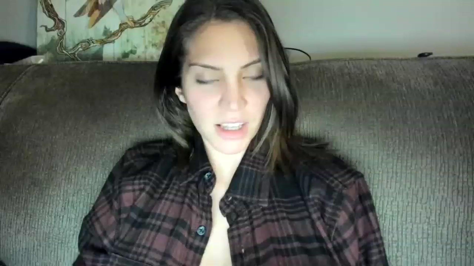 Gallery image thumbnail from Laurel's myfreecams stream on, 01/04/2023, 06:00 image 8 of 20