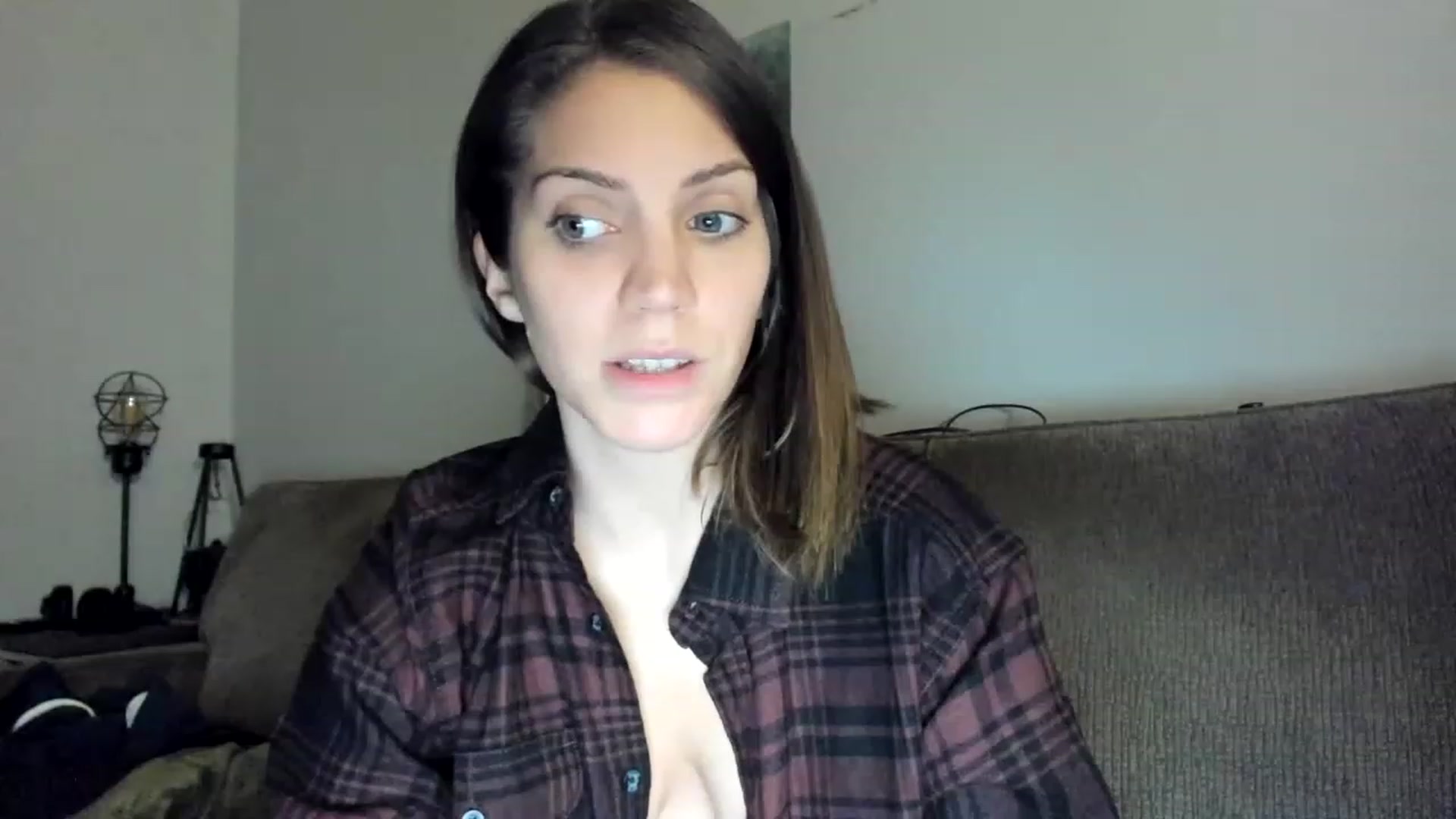 Gallery image thumbnail from Laurel's myfreecams stream on, 01/04/2023, 07:37 image 7 of 20