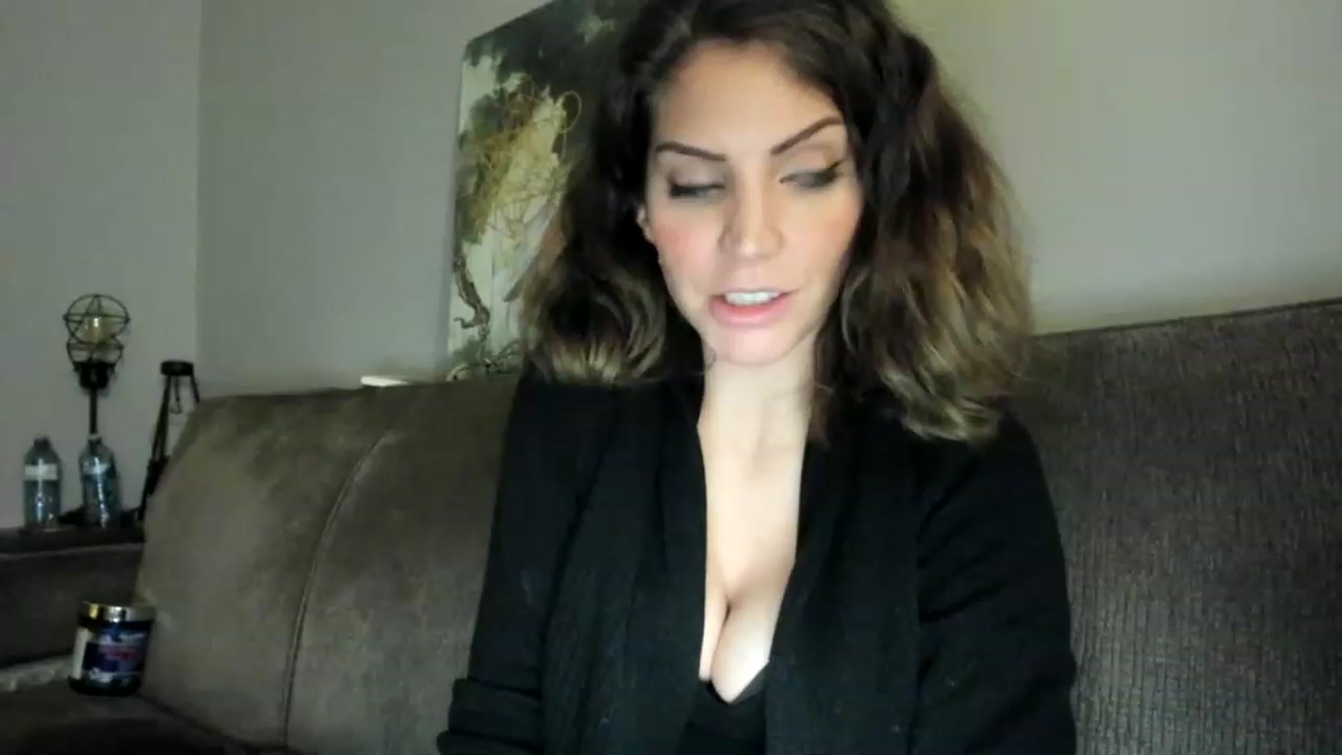 Gallery image thumbnail from Laurel's myfreecams stream on, 01/07/2023, 06:37 image 14 of 20