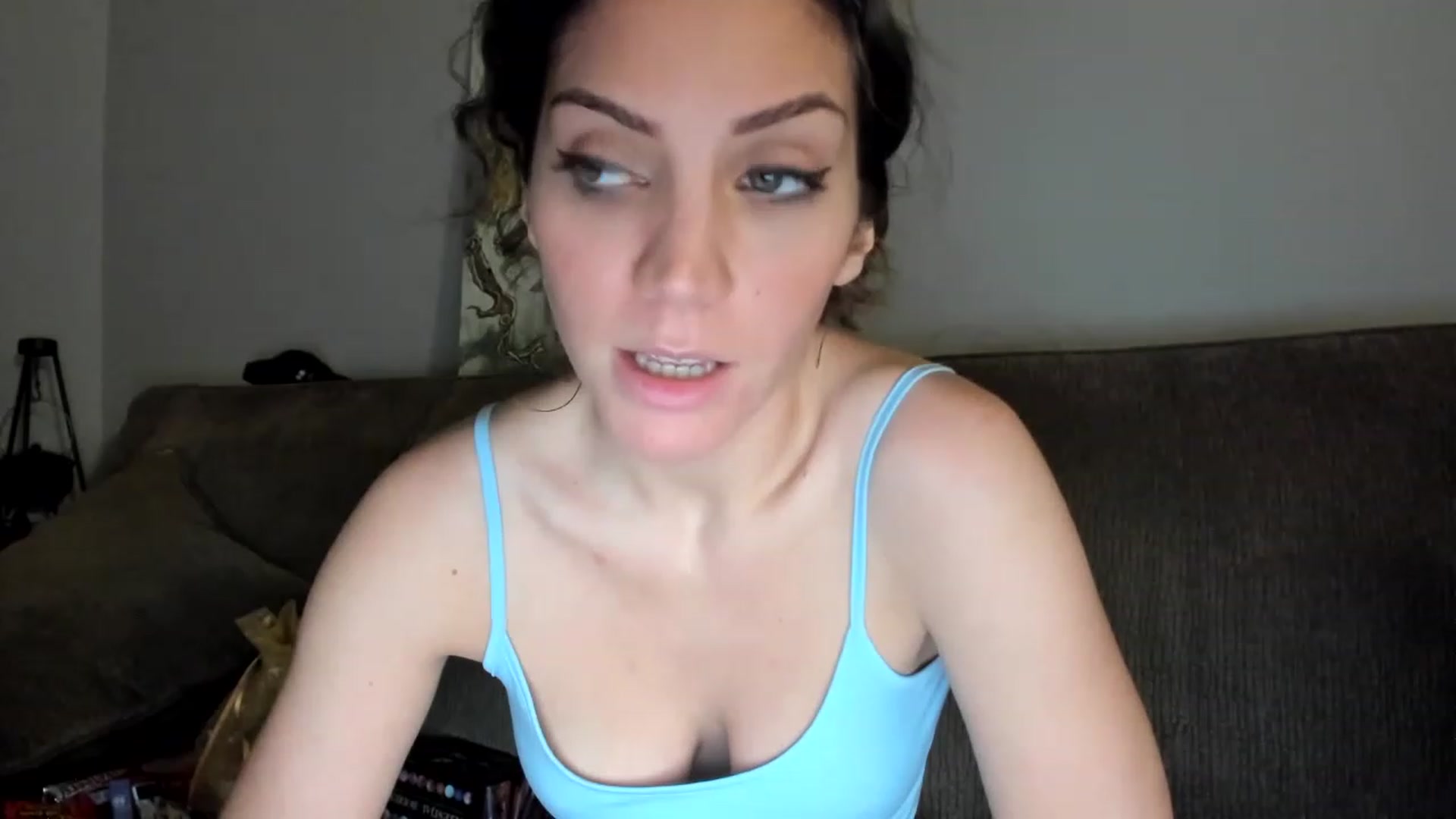 Gallery image thumbnail from Laurel's myfreecams stream on, 01/16/2023, 08:08 image 16 of 20